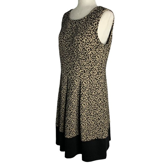 Dana Buchman Animal Print Swing Dress 12 Black Stretch Knit Textured Zip - Picture 4 of 7